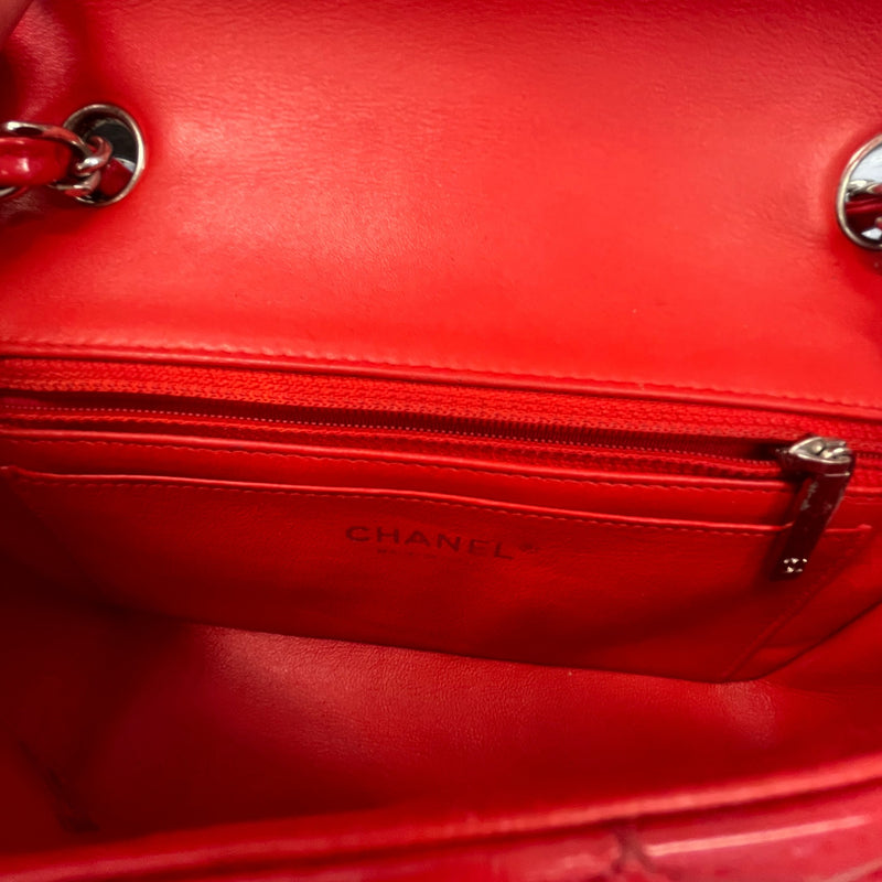 Women's Classic Flap Mini Bag Red