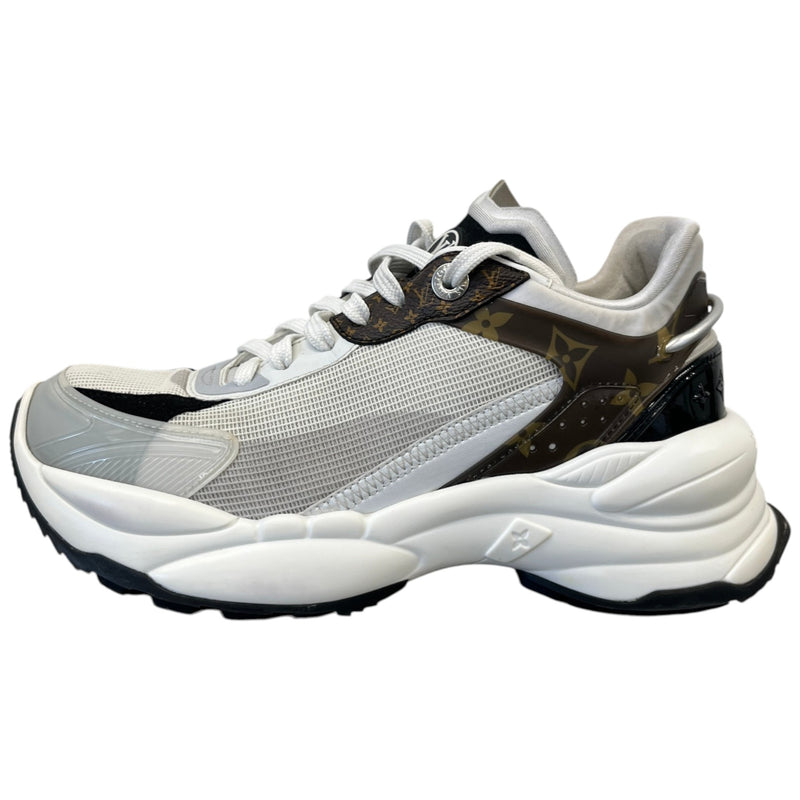 Women's Monogram Run 55 Low Trainers White Size EU 38 / UK 5