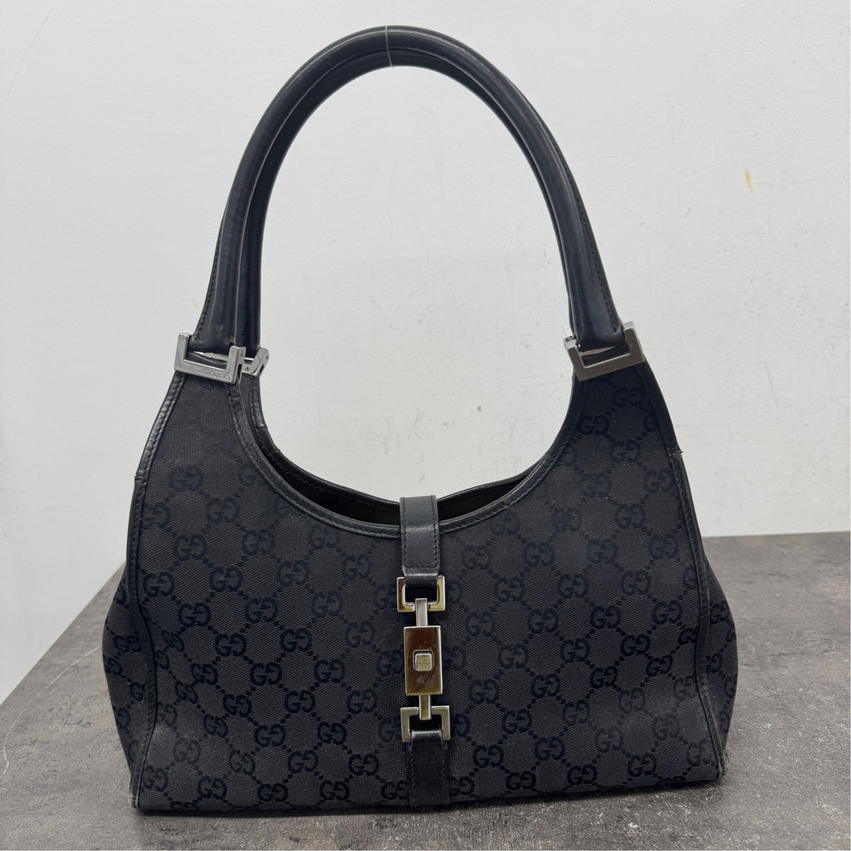 Women's Jackie Handbag Black - Photo 16