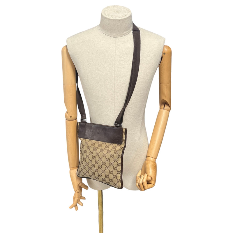 Men's GG Supreme Messenger Bag Beige