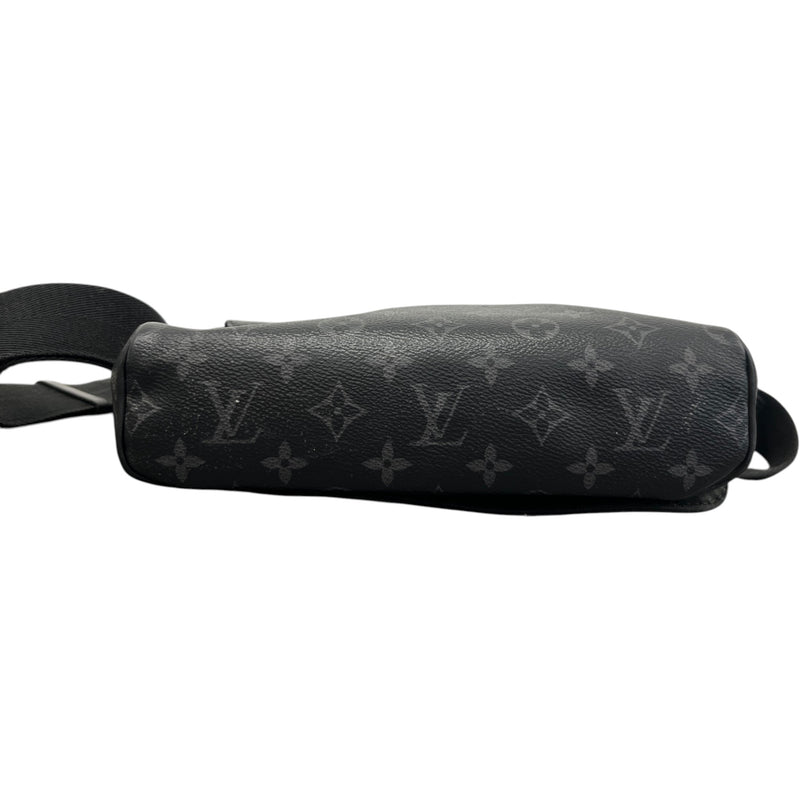 Men's Monogram District Pm Messenger Bag Black