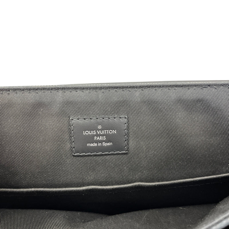 Men's Damier Graphite District Messenger Bag Black