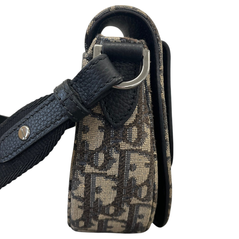 Men's Oblique Saddle Messenger Bag Beige
