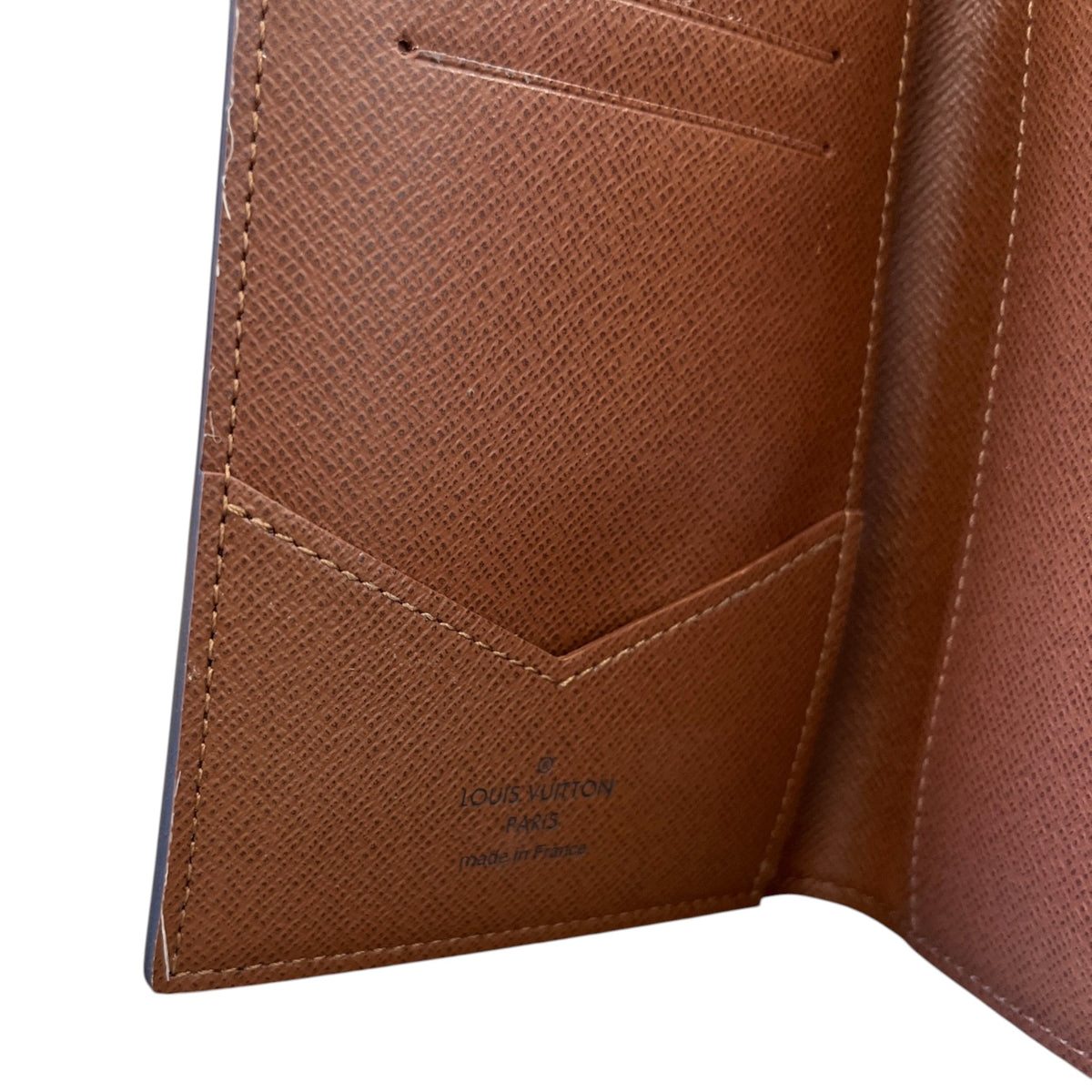 Women's Monogram Passport Holder Brown - Photo 7