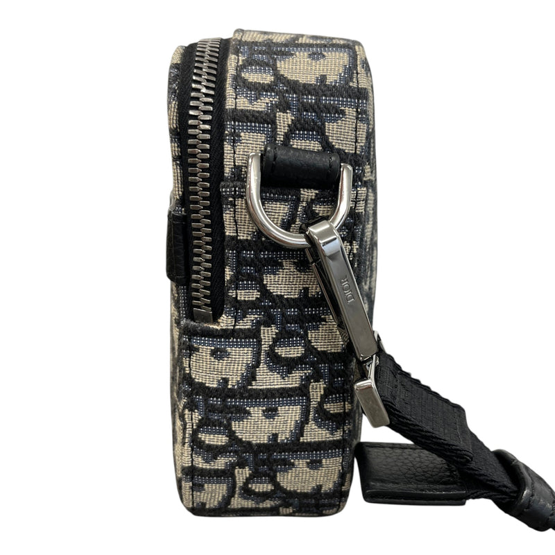 Men's Oblique Safari Bag Beige