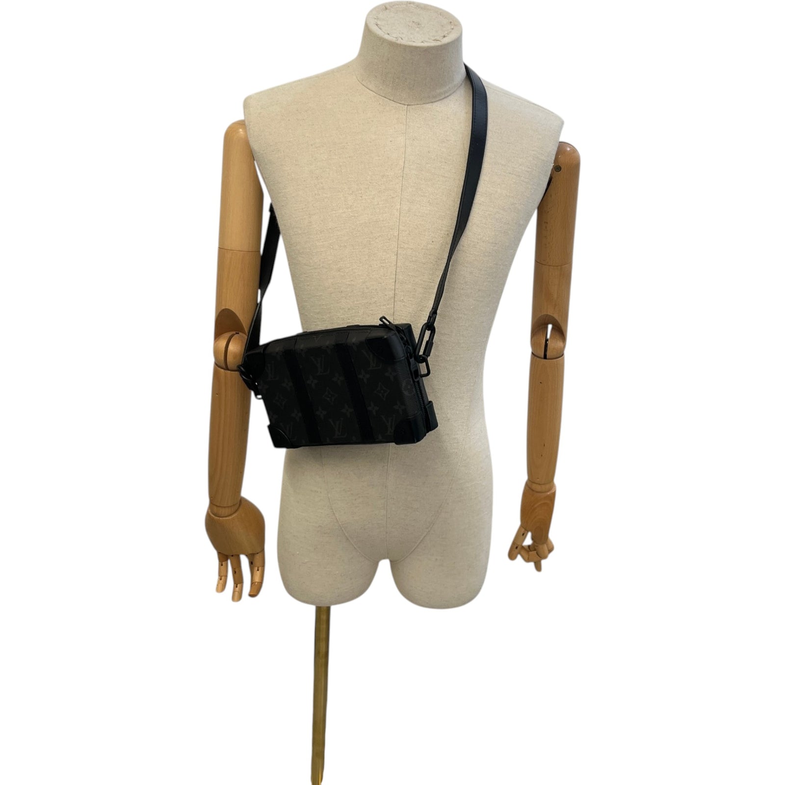 Men's Monogram Eclipse Soft Trunk Messenger Bag Black - Photo 2