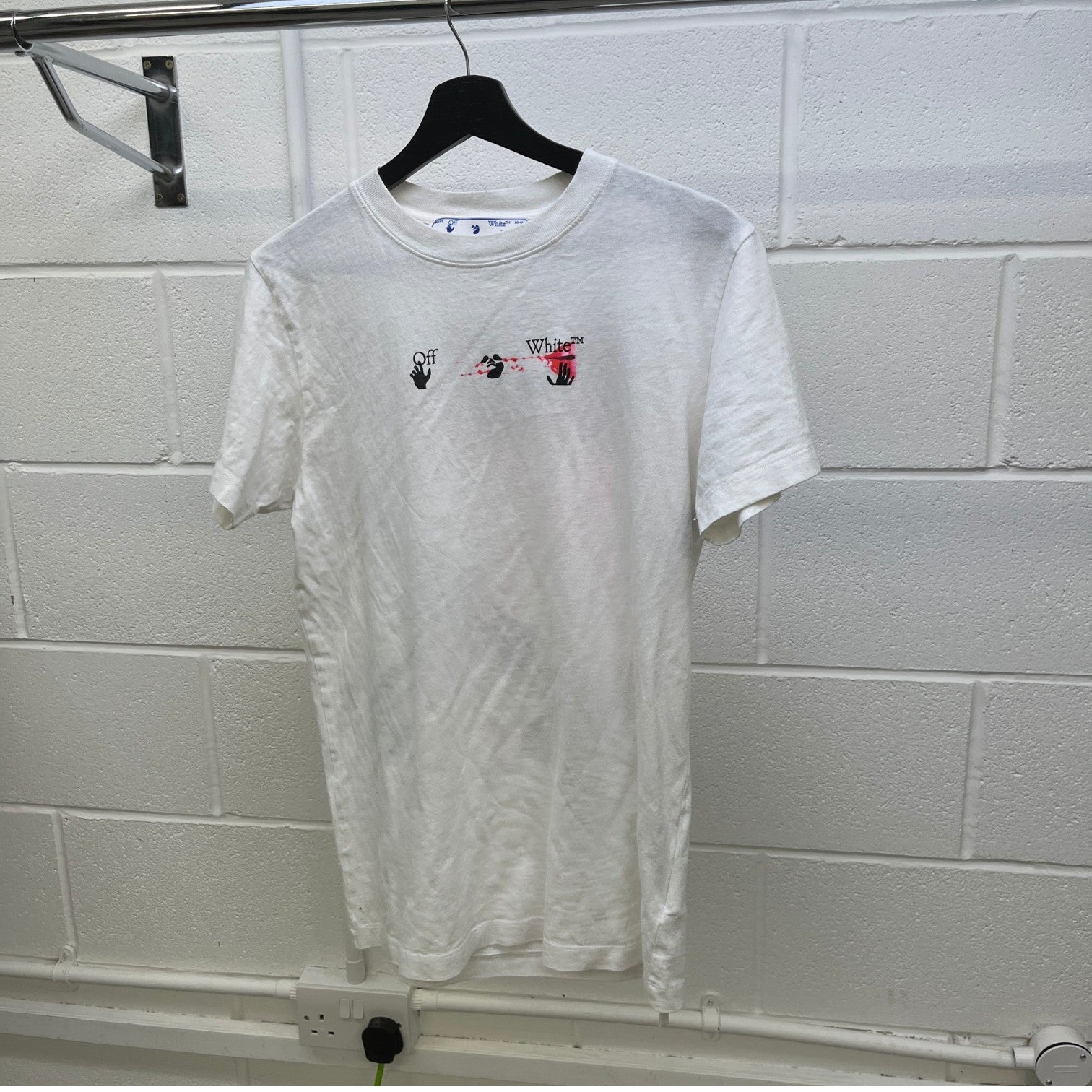 Men's Arrow Logo T-Shirt White Size XS - Photo 9