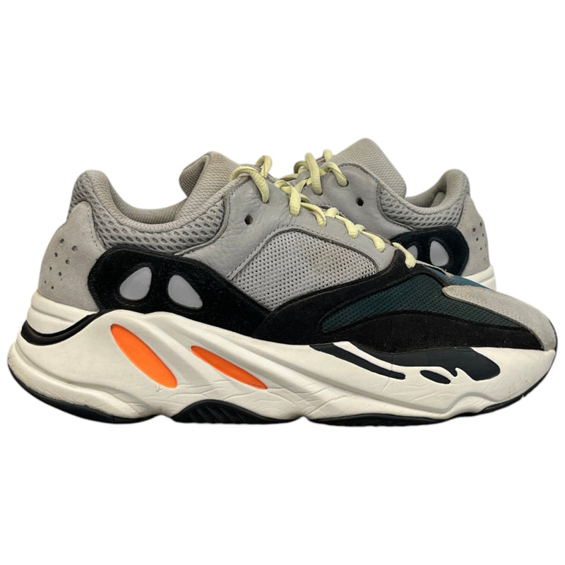 Men's Boost 700 Wave Runner Low Trainers Grey Size EU 43.5 / UK 9.5