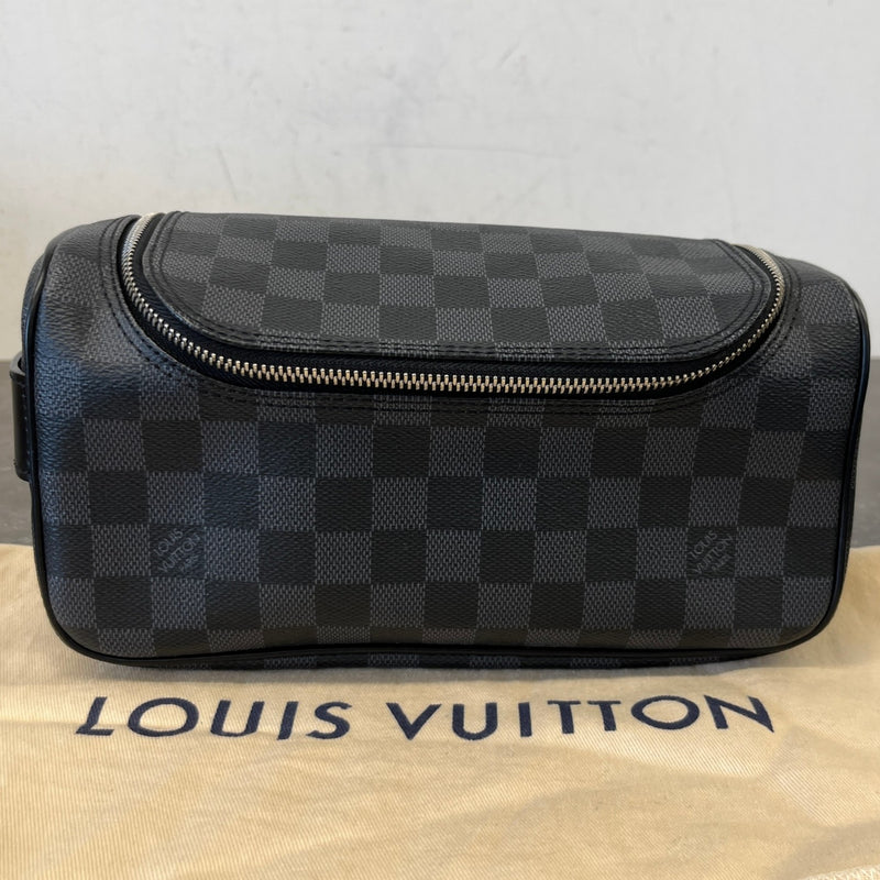 Men's Damier Graphite Toiletry Bag Black
