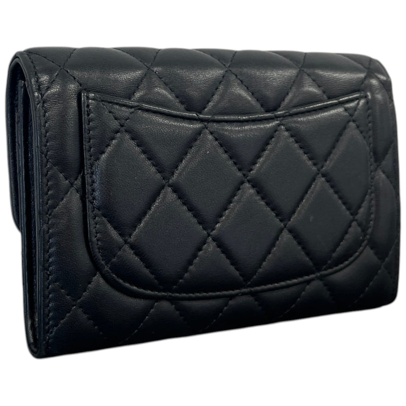 Women's Classic Flap Wallet Black