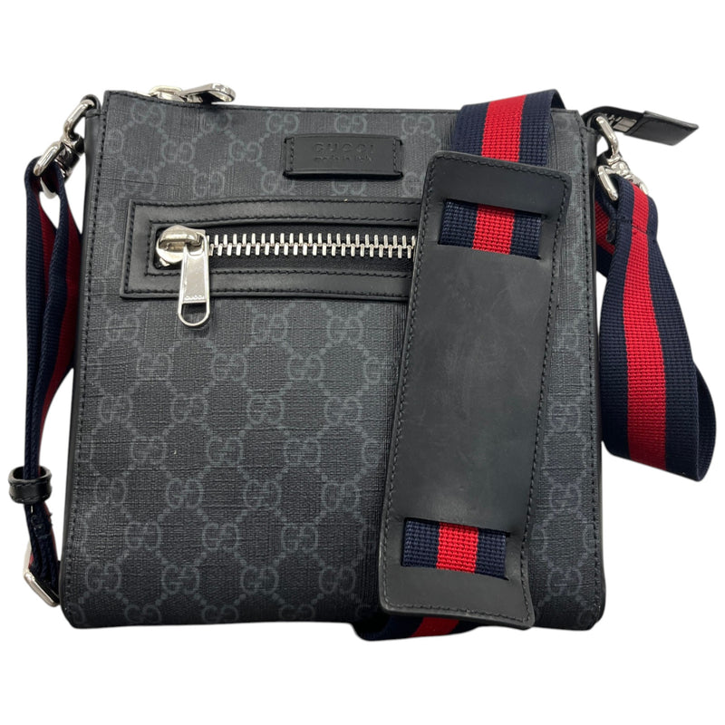 Men's Gg Supreme Messenger Bag Black