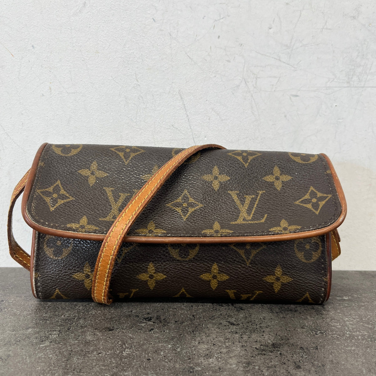 Women's Twin GM Monogram Crossbody Bag Brown - Photo 11