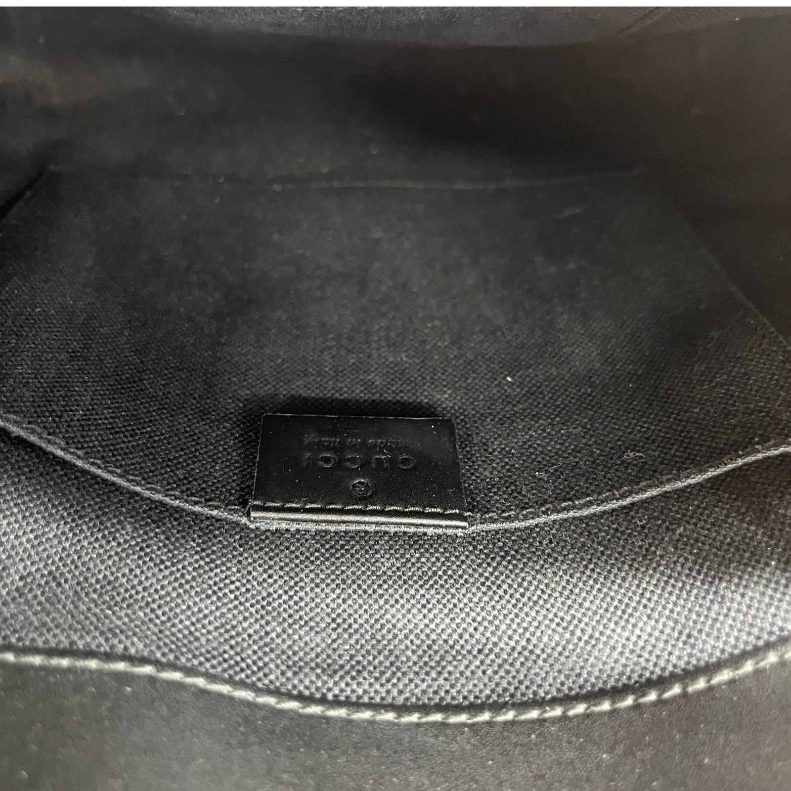 Men's Gg Supreme Messenger Bag Black - Photo 9