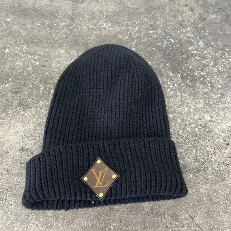 Women's LV Logo Patch Beanie Black
