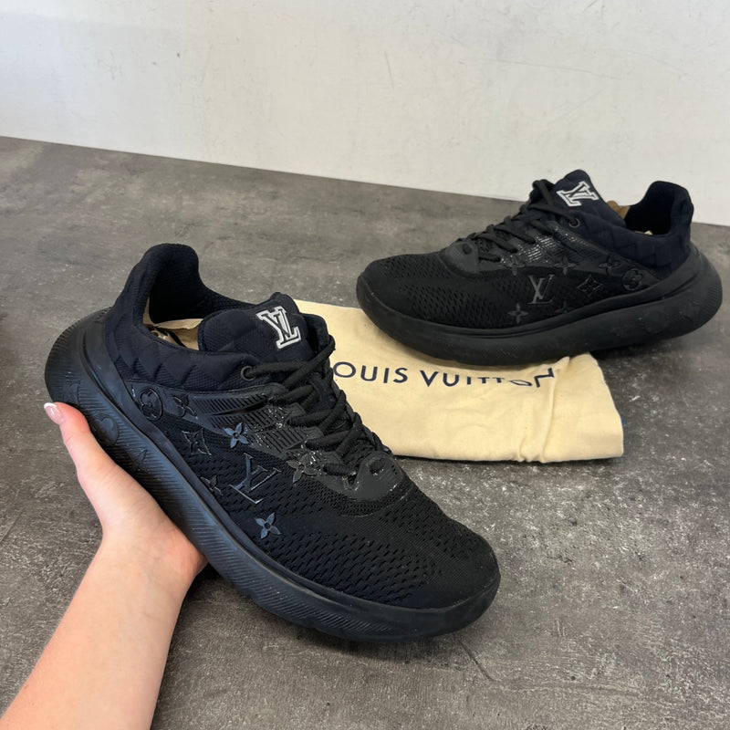 Men's Show Up Low Trainers Black Size EU 43 / UK 9