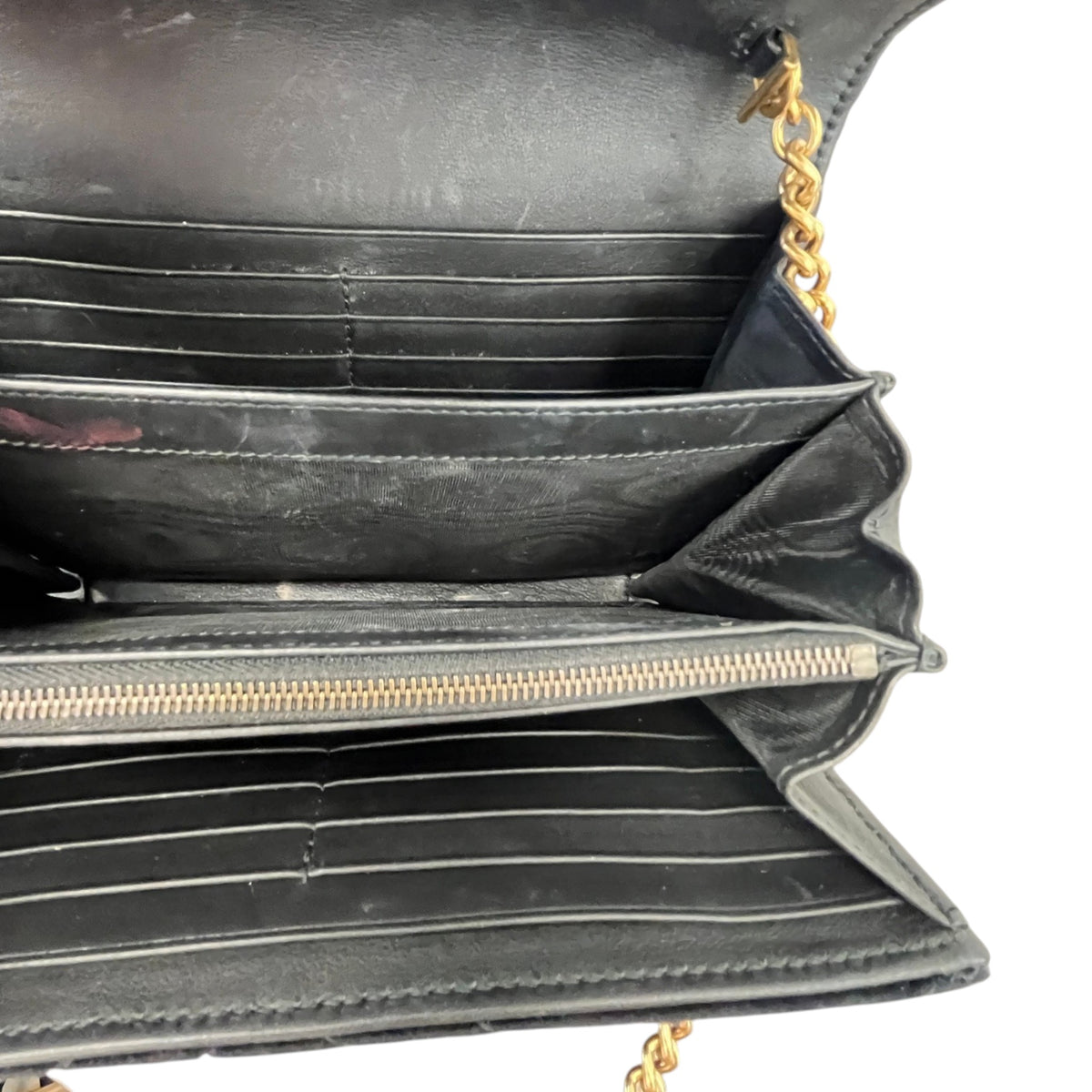 Women's GG Marmont Matelassé Handbag Black - Photo 10