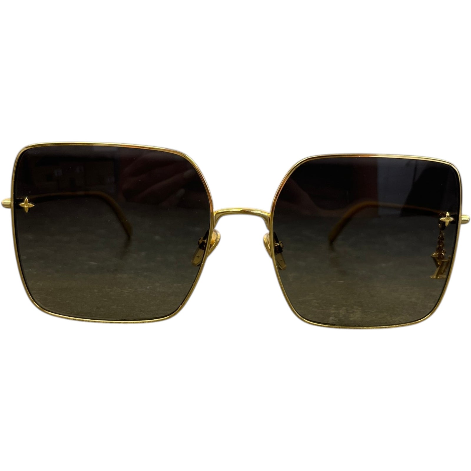 Women's Lv Charm Square Sunglasses Gold - Photo 1