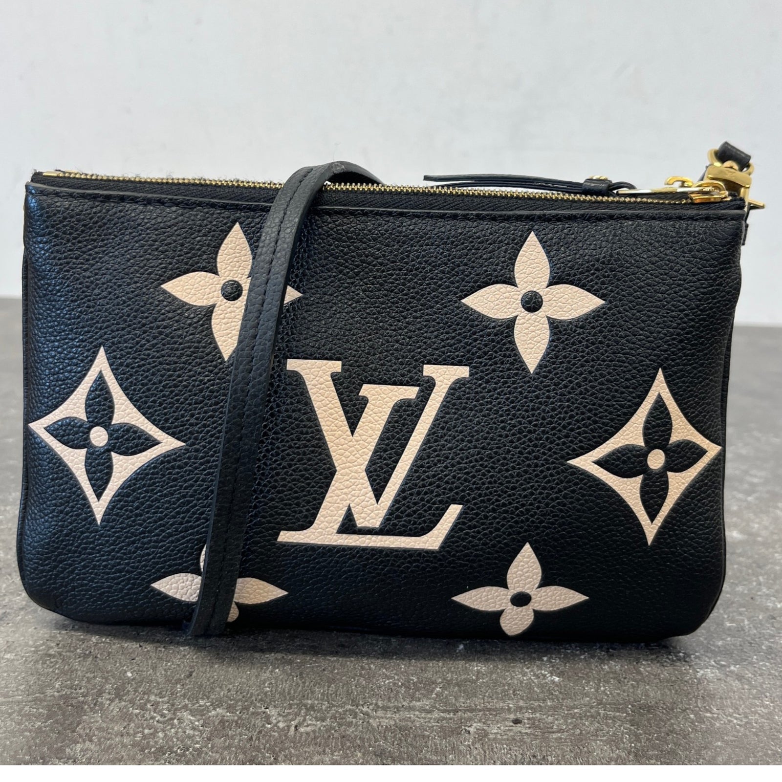 Women's Monogram Empreinte Pochette Double Zip Handbag Black - Photo 11