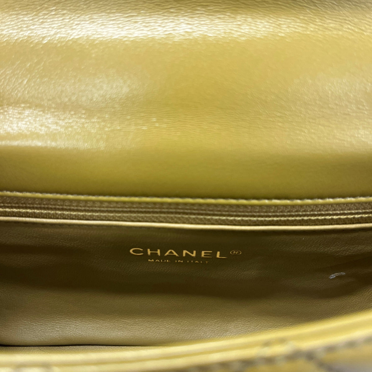 Women's Top Handle Mini Rectangle Gold Cap Handbag Green - Photo 14