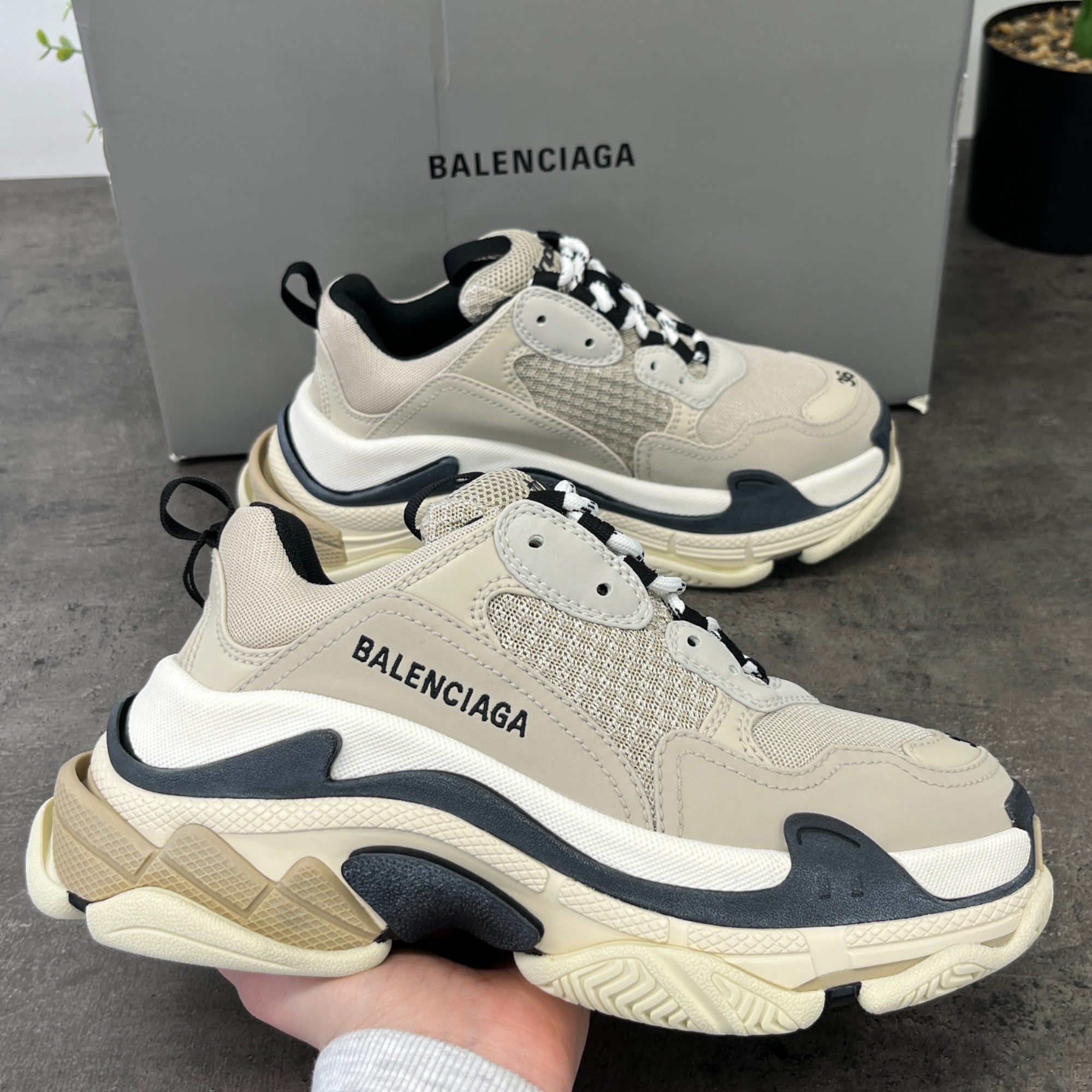 Hotelkalingaashok Nike Vapormax Sandals Off White