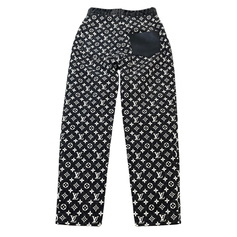 Women's Monogram Straight Leg Jeans Black Size Waist 38"