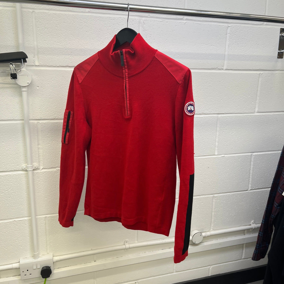 Men's Stormont Quater Zip Merino Sweatshirt Red Size L - Photo 9
