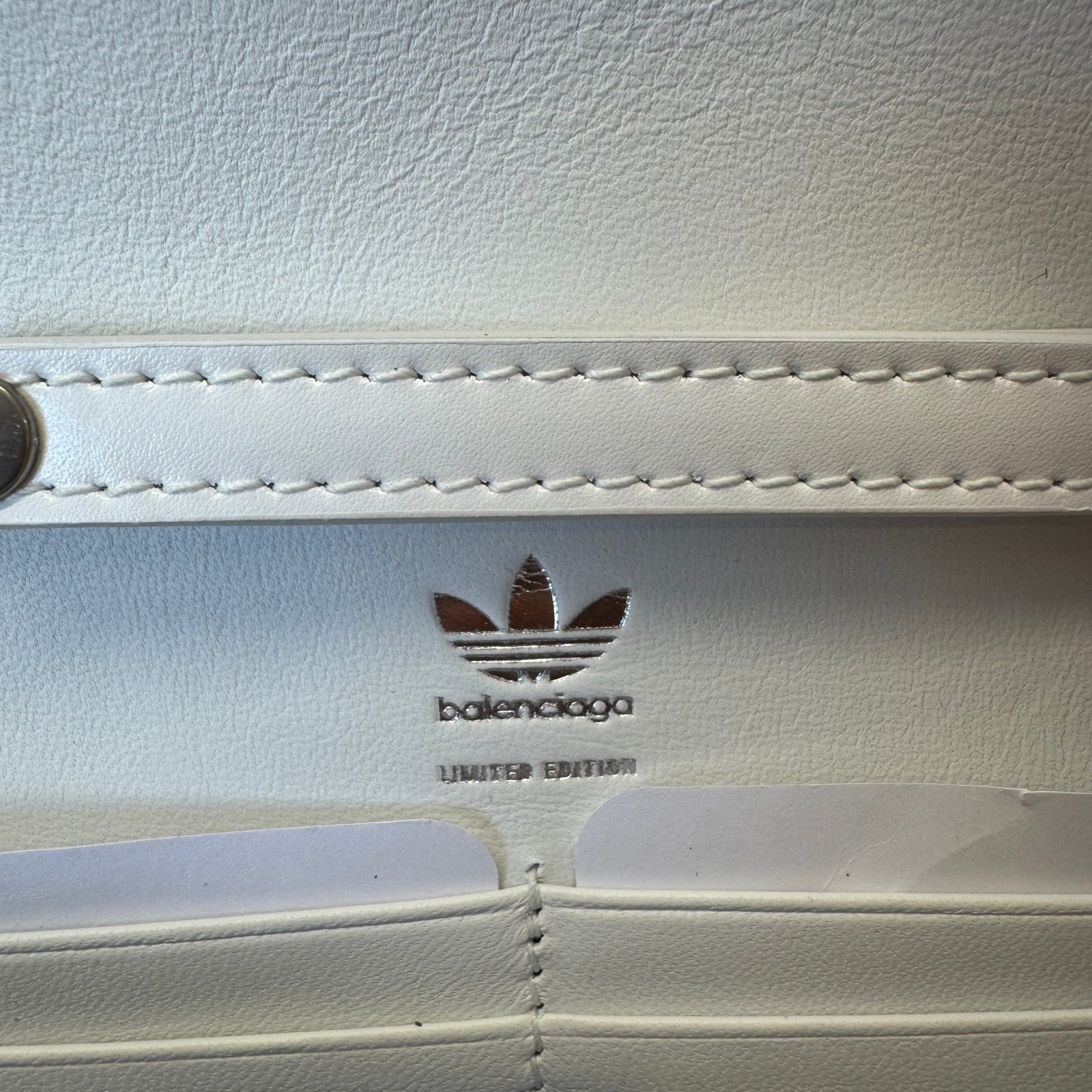 Women's X Adidas Hourglass Handbag White - Photo 9