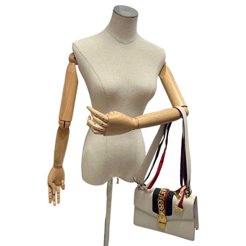 Women's Sylvie Shoulder Handbag Cream