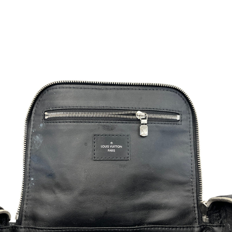 Men's Damier Graphite Toiletry Bag Black