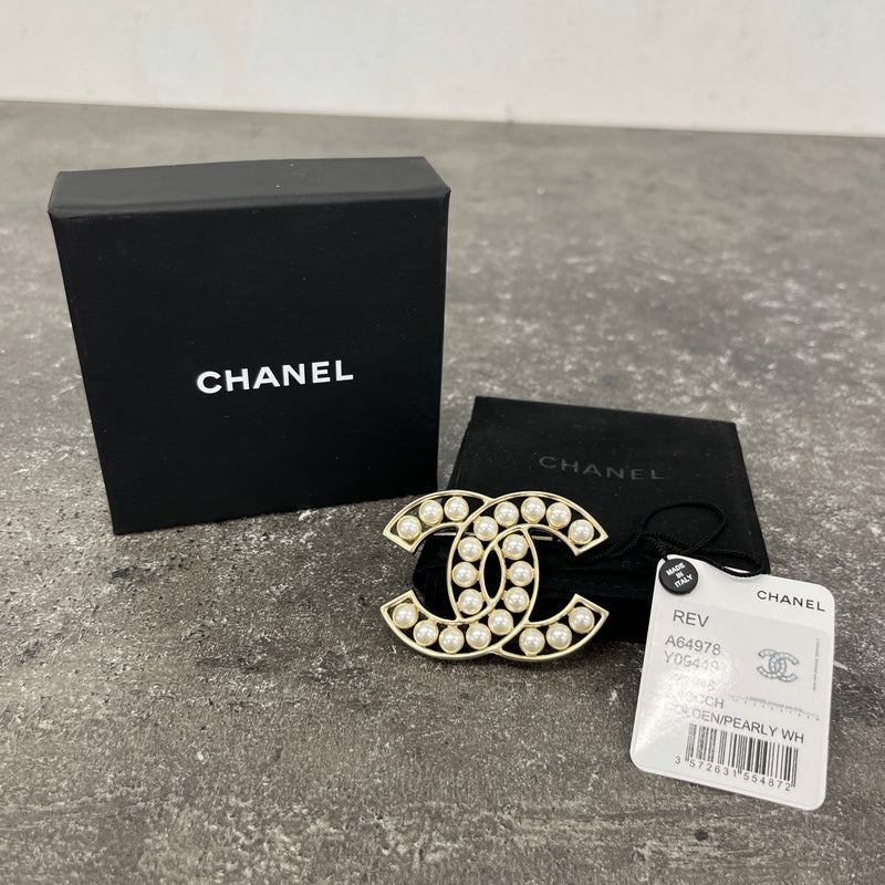 Women's CC Pearl Brooch Gold