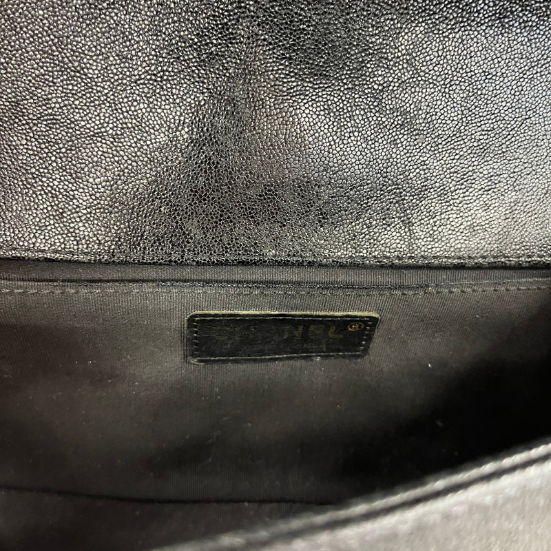 Women's Chevron Boy Bag Medium Caviar Handbag Black