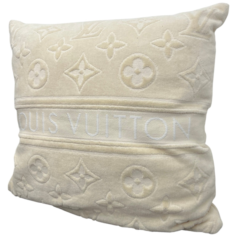 Women's LVacation Beach Pillow Cream