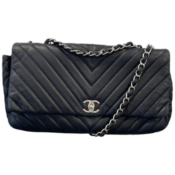 Women's Chevron Flap Bag Black
