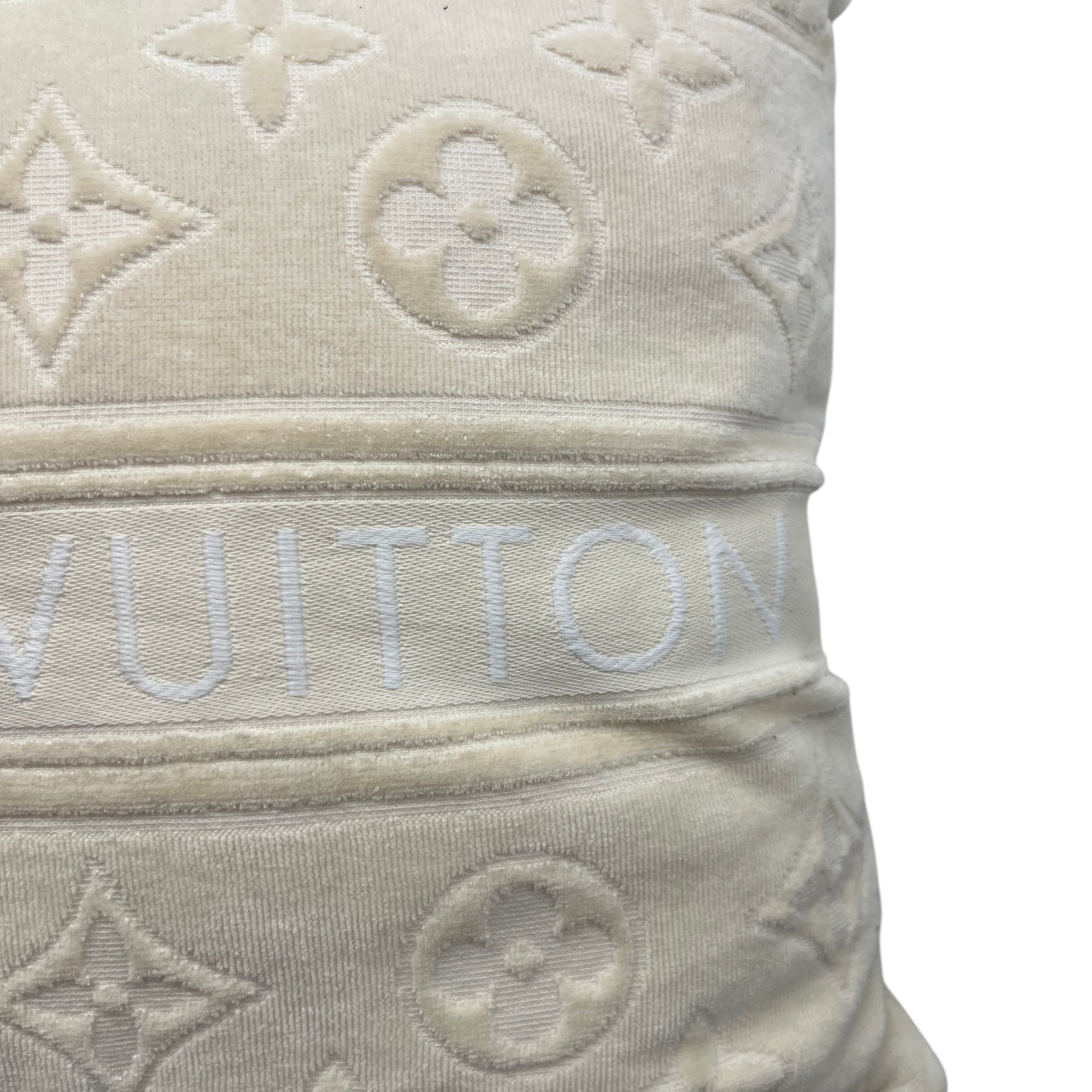 Women's LVacation Beach Pillow Cream - Photo 9