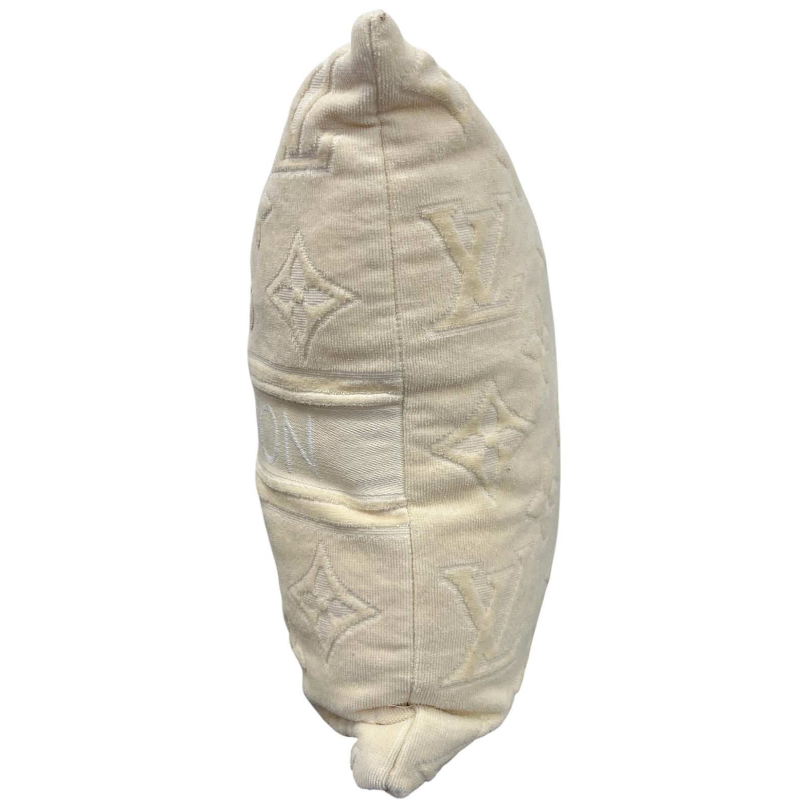 Women's LVacation Beach Pillow Cream - Photo 6