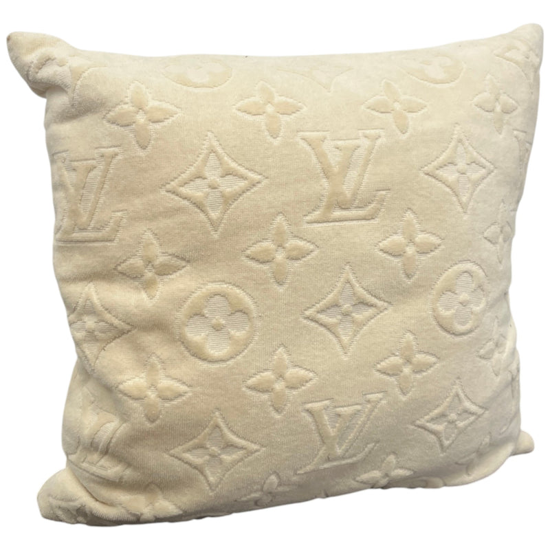 Women's LVacation Beach Pillow Cream