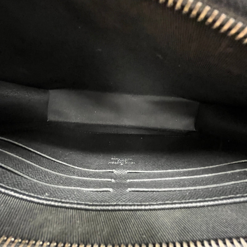 Men's Monogram Eclipse Pochette Voyage Mm Pouch Charcoal