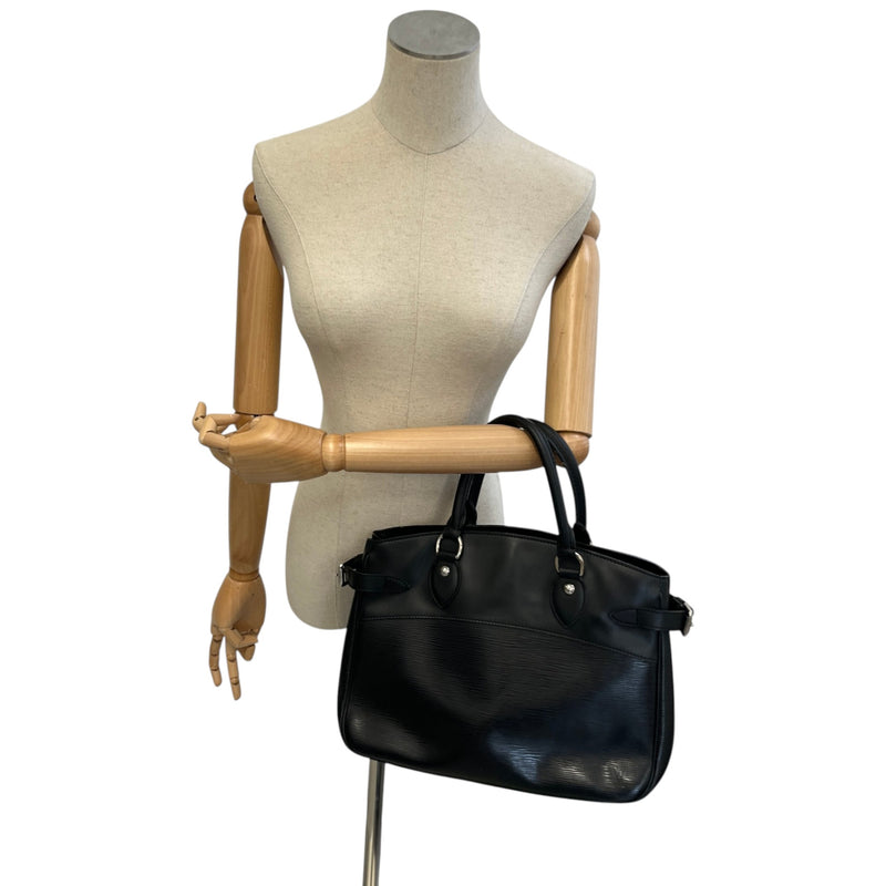 Women's Epi Leather Passy Pm Bag Black