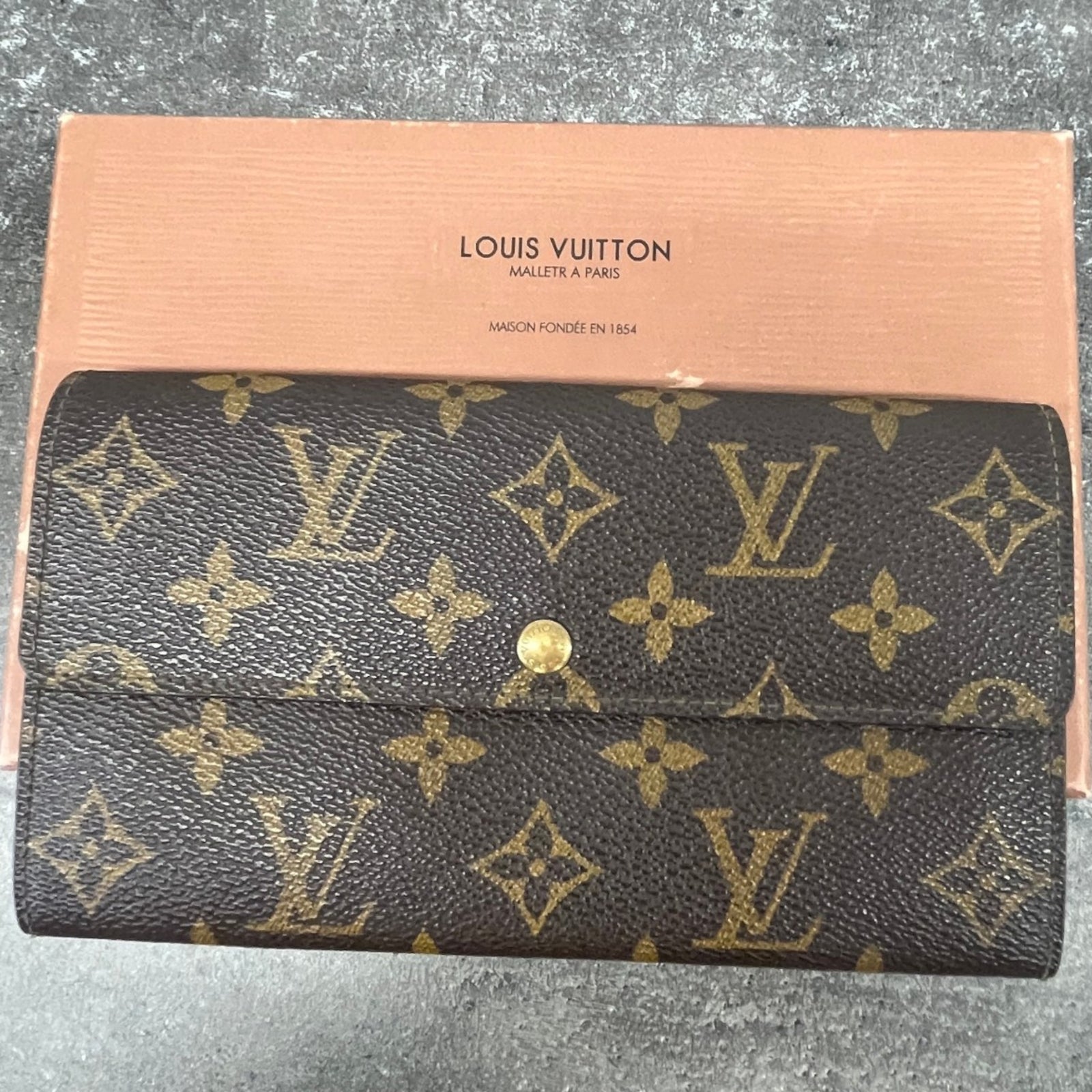 Women's Monogram Sarah Purse Brown - Photo 9