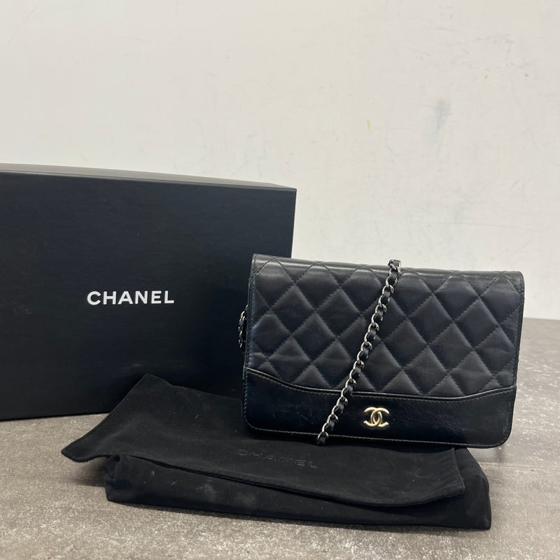 Women's Aged Calfskin Gabrielle WOC Handbag Black