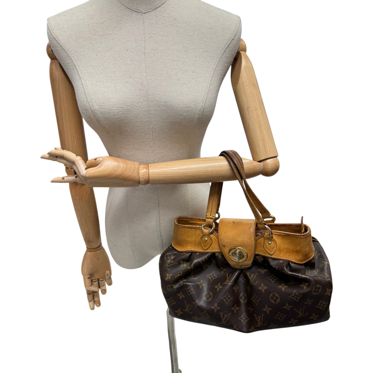 Women's Monogram Boétie PM Handbag Brown - Photo 2
