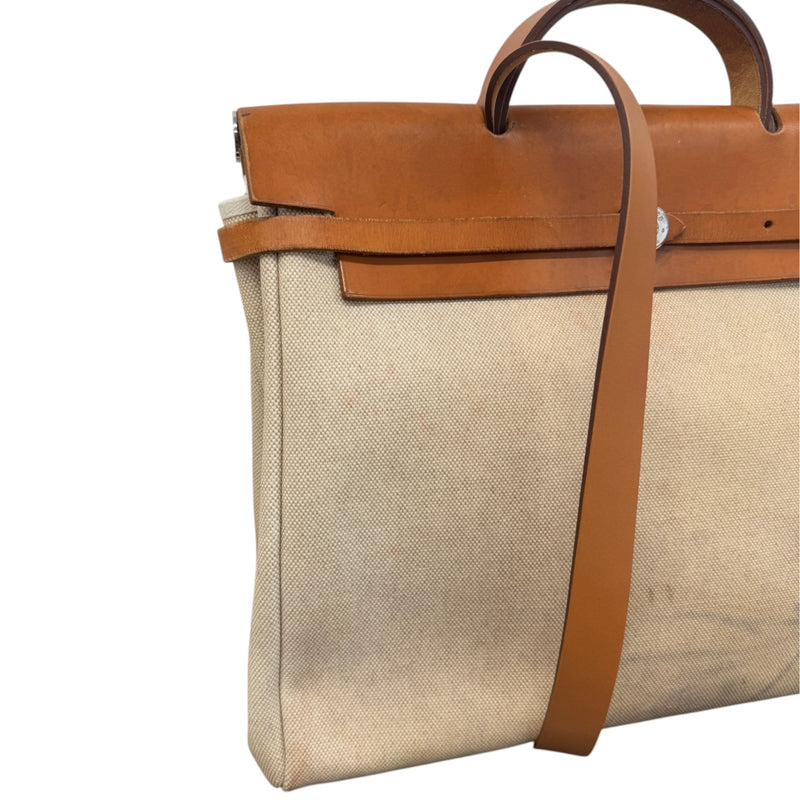 Women's Herbag 39 Handbag Beige