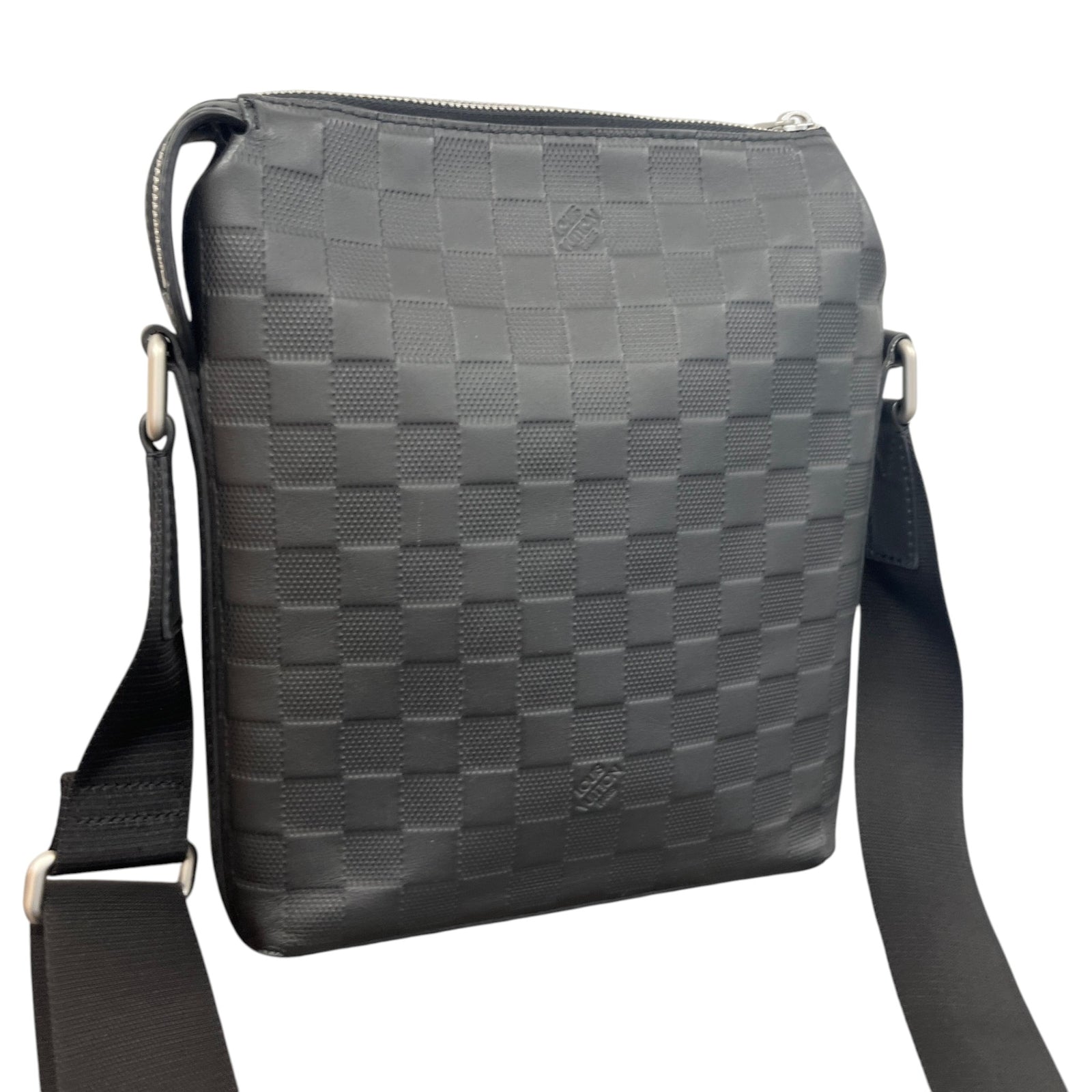 Men's Damier Infini Discovery Messenger Bag Black - Photo 8