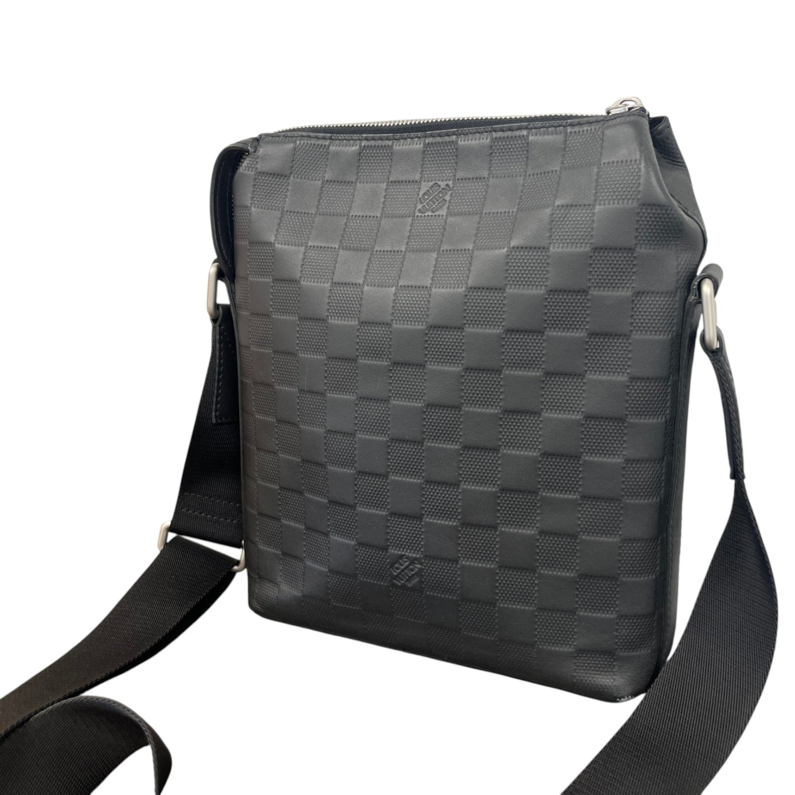 Men's Damier Infini Discovery Messenger Bag Black - Photo 9