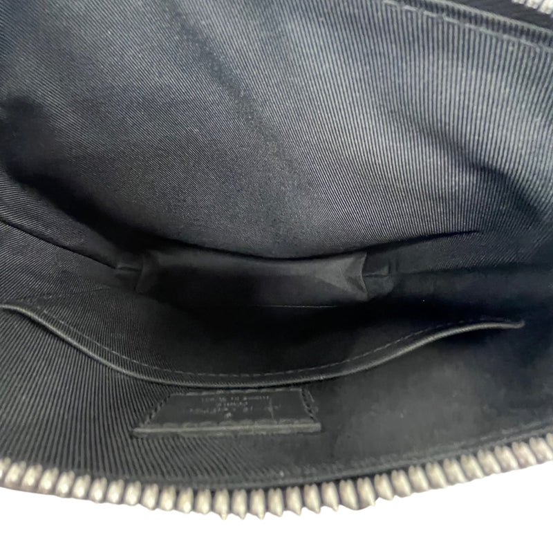 Men's Damier Infini Discovery Messenger Bag Black
