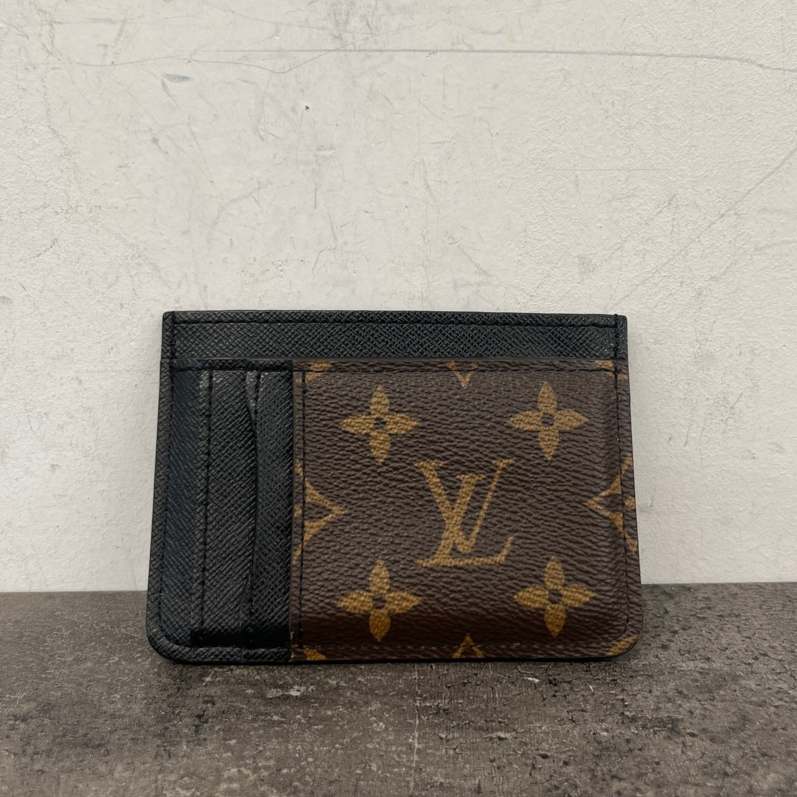 Women's LV Side Up Card Holder Brown - Photo 9