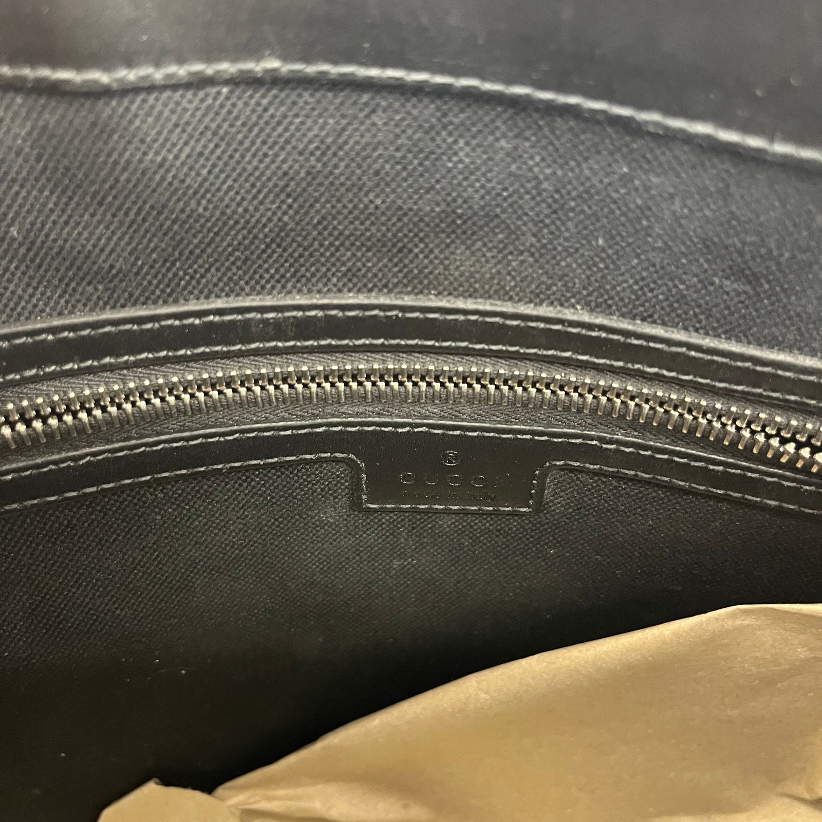 Men's Gg Supreme Messenger Bag Black - Photo 12