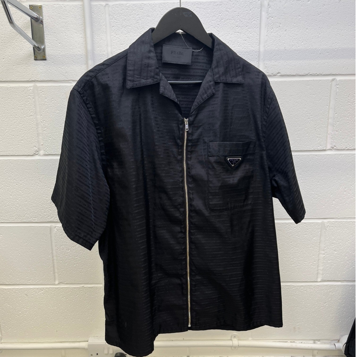 Men's Plaque Logo Short Sleeve Shirt Black Size L - Photo 8