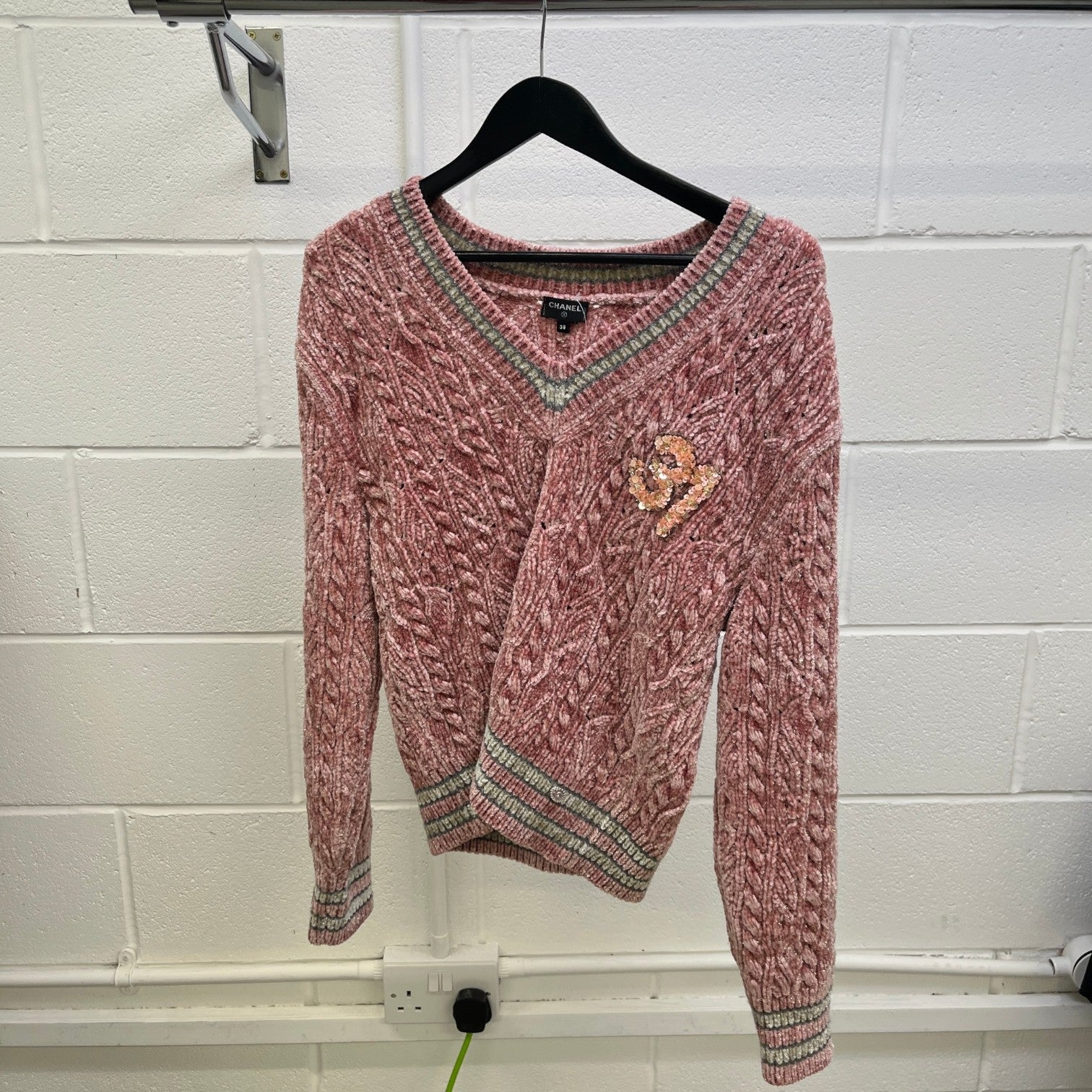 Women's 22B V Neck Cable Stitch Jumper Pink Size S - Photo 8