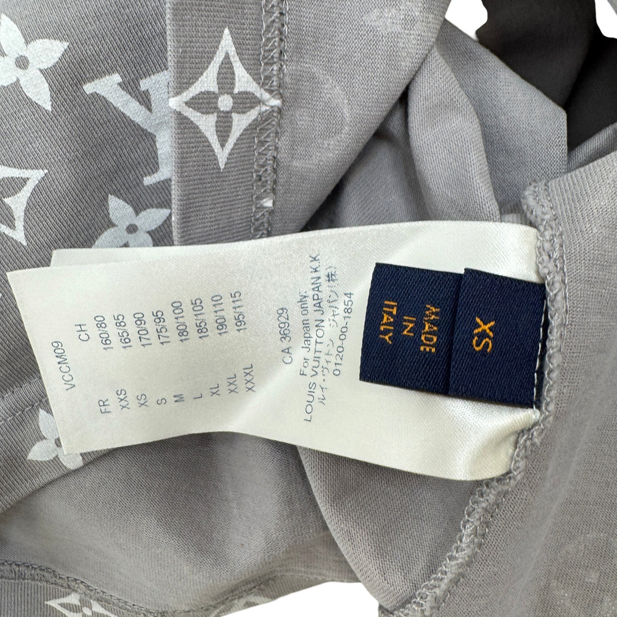 Men's Monogram Gradient T-Shirt Grey Size XS - Photo 6